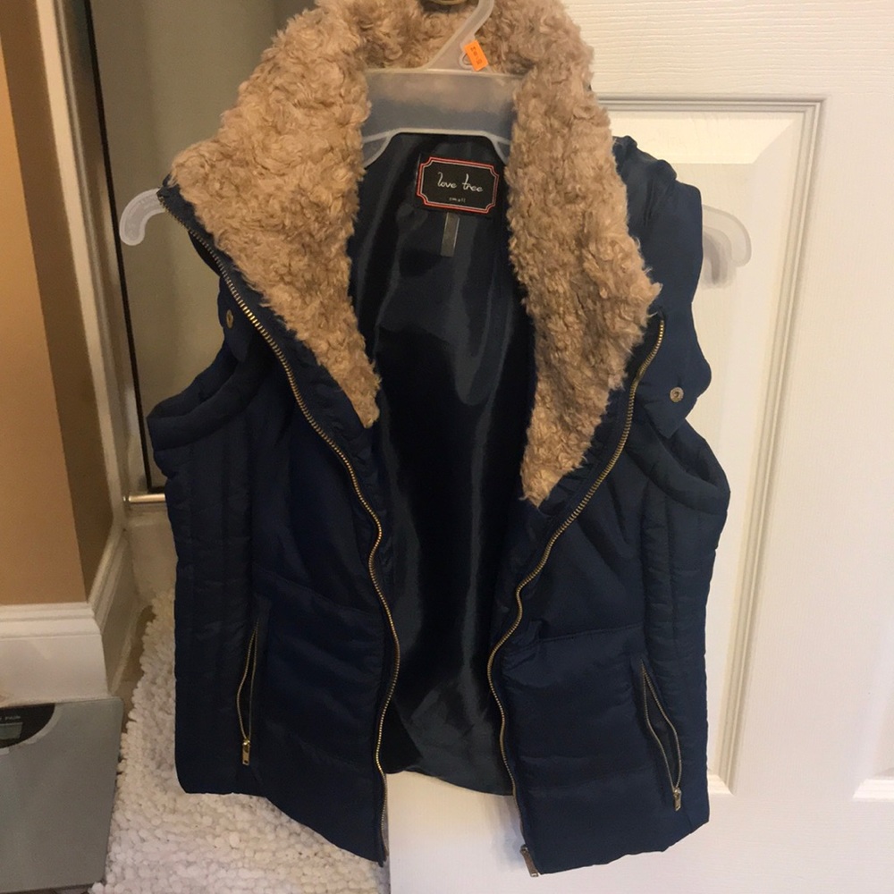 Love tree vest with fur